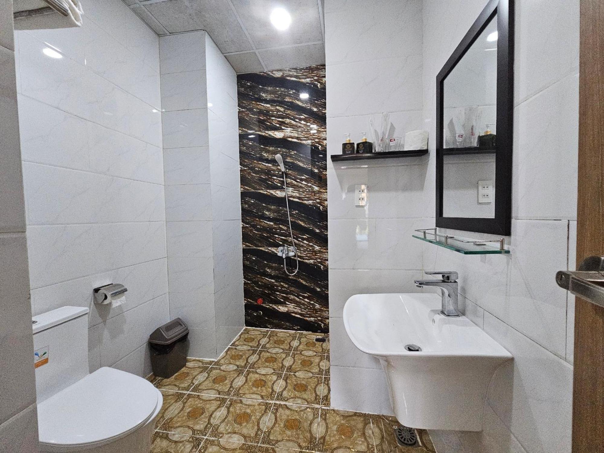 The Passion Hotel Airport Ho Chi Minh City Exterior photo