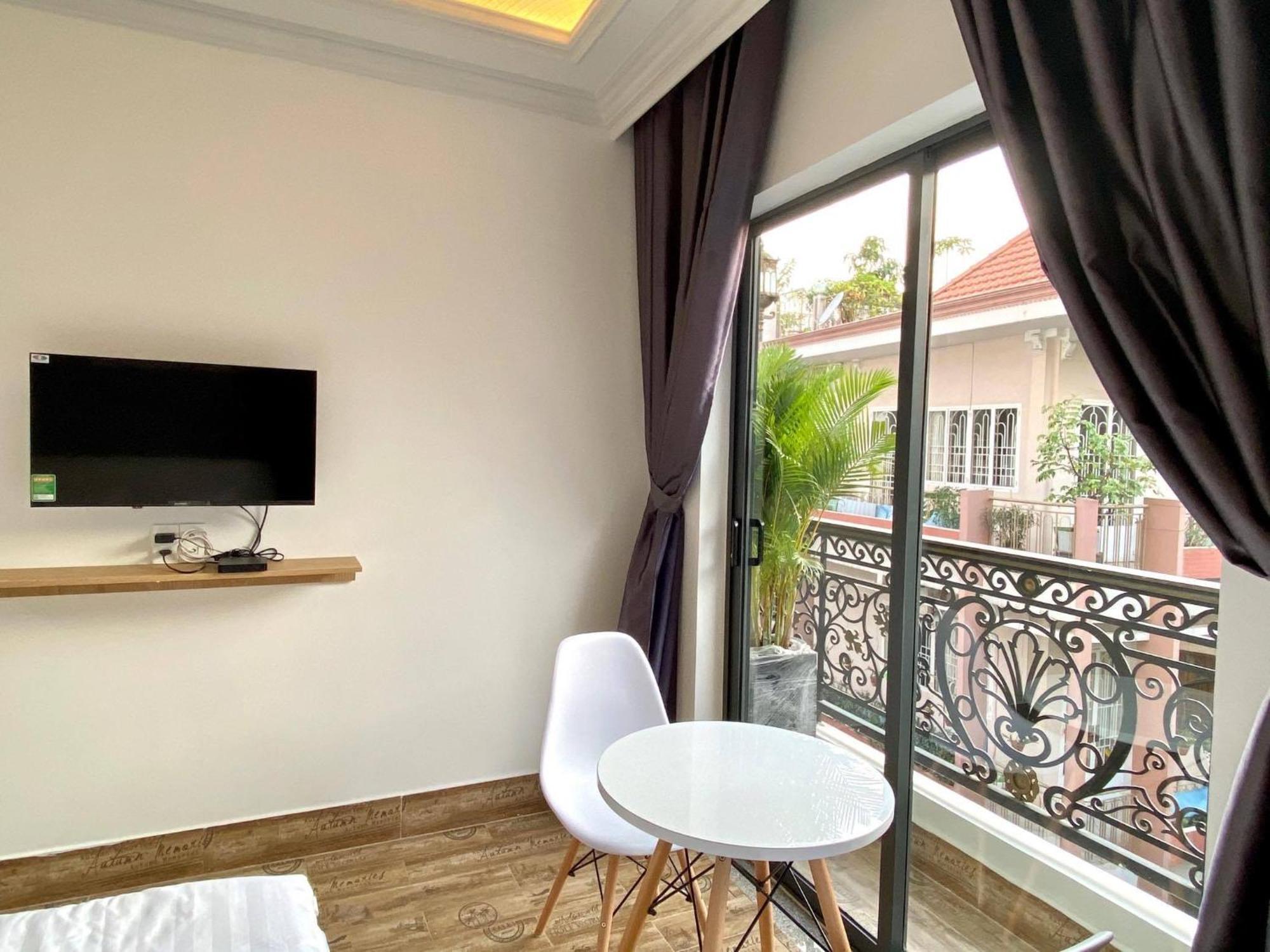 The Passion Hotel Airport Ho Chi Minh City Exterior photo